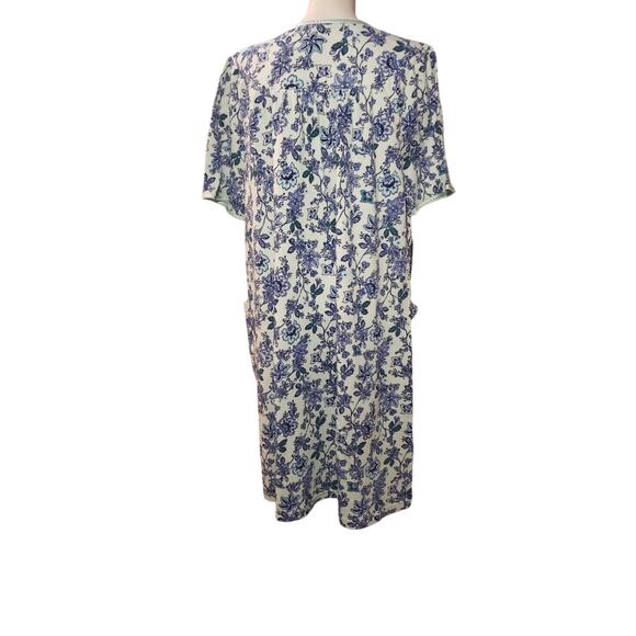 Adonna Sleepwear XL Bathrobe Nightgown Pockets Snaps Grandma Core - Picture 2 of 5